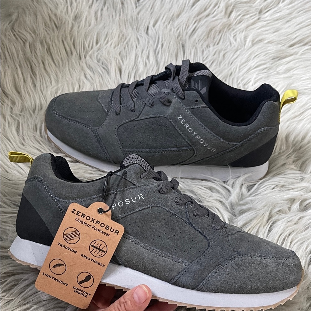 ZeroXposur Men's Charcoal and Black Sneakers